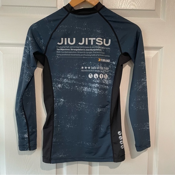 TOOLS OF THE TRADE V2 93 brand Women's Rash Guard size small jiu-jitsu - Picture 8 of 9